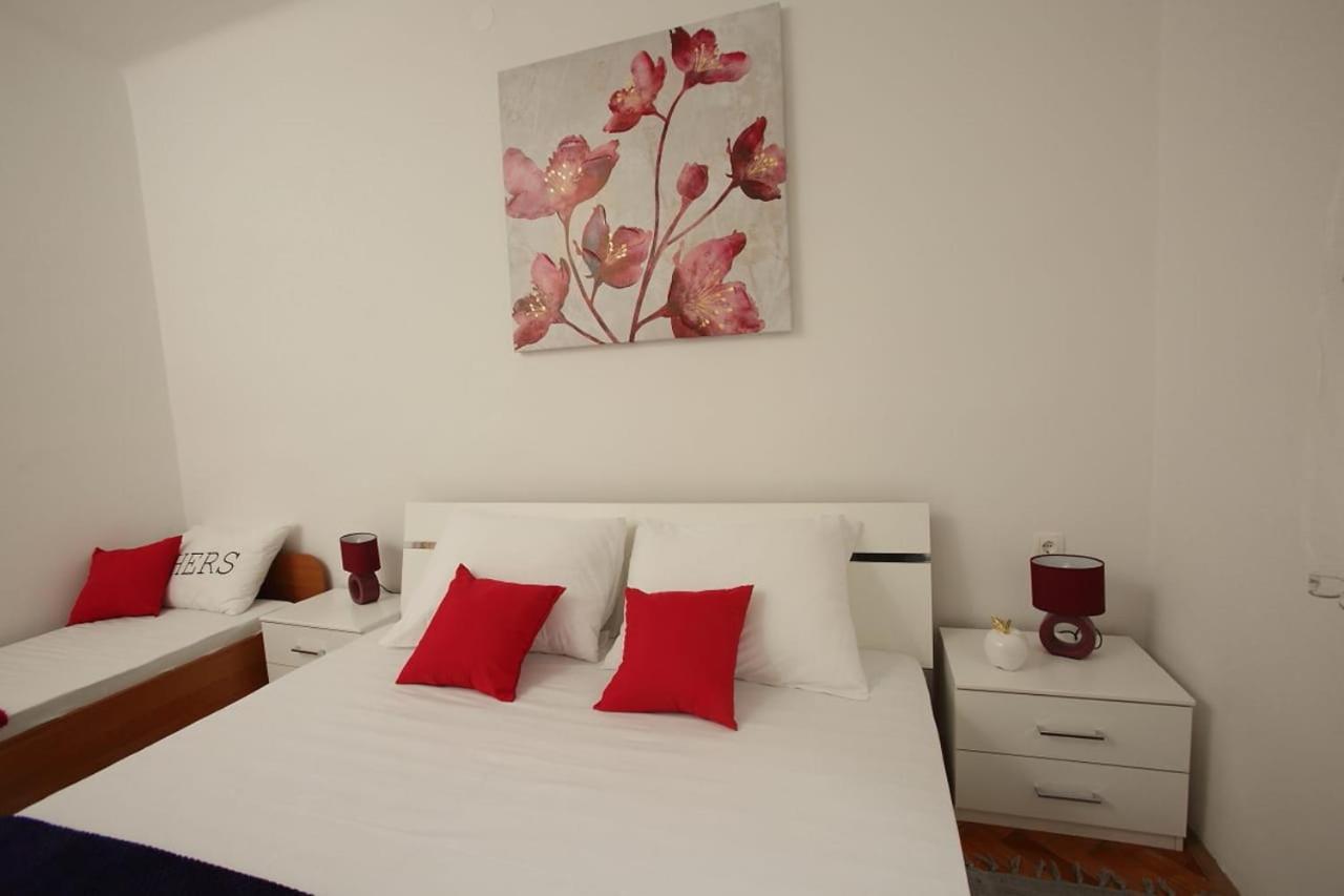 Apartman Toni Split Bagian luar foto