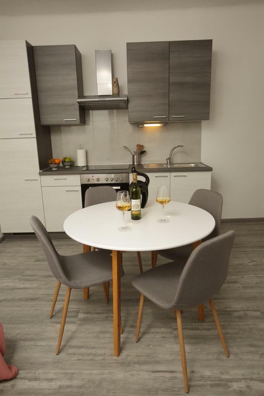 Apartman Toni Split Bagian luar foto